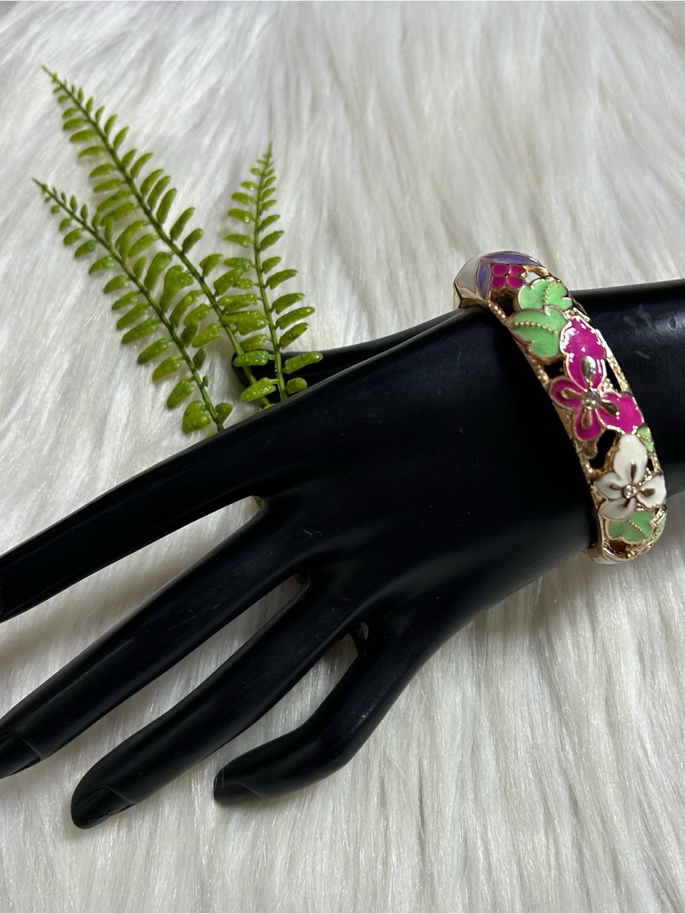 Vintage Jiu Long Xing enamel floral paint bangle bracelet - Picture 6 of 8